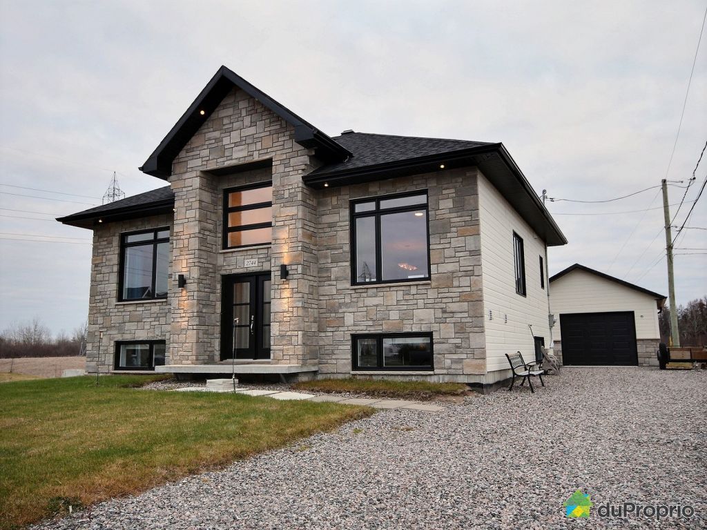 Maison à vendre Arvida, 2744 rue Lotbinière, immobilier Québec DuProprio 664913 Maison à vendre Arvida, 2744 rue Lotbinière, immobilier Québec DuProprio 664913