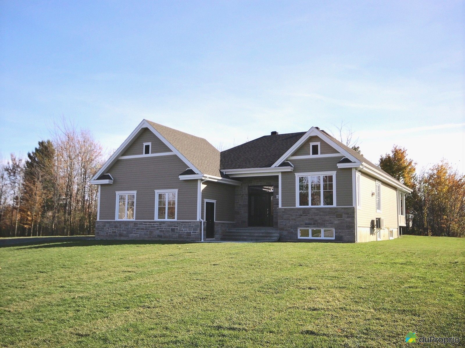 Maison à vendre Granby, 1203, rue de Rouyn, immobilier Québec DuProprio 659429 Maison à vendre Granby, 1203, rue de Rouyn, immobilier Québec DuProprio 659429