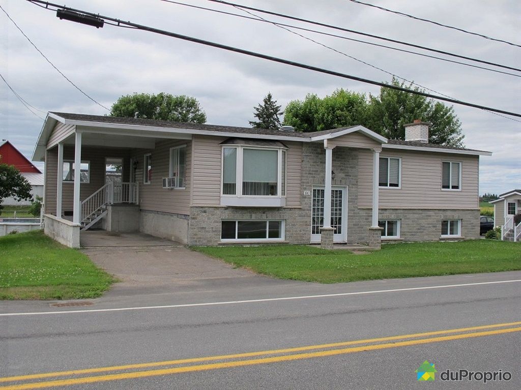facade-maison-a-vendre-louiseville-quebec-province-large-3019597.jpg