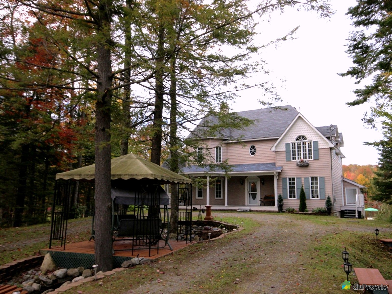 Maison à vendre Magog, 120 rue Légaré, immobilier Québec DuProprio