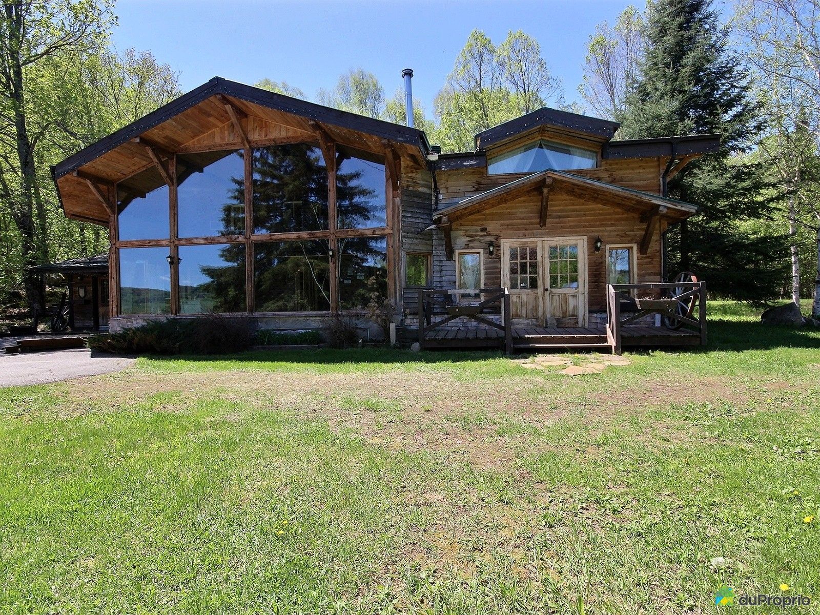 Maison à vendre MontLaurier, 715 chemin de FermeRouge, immobilier