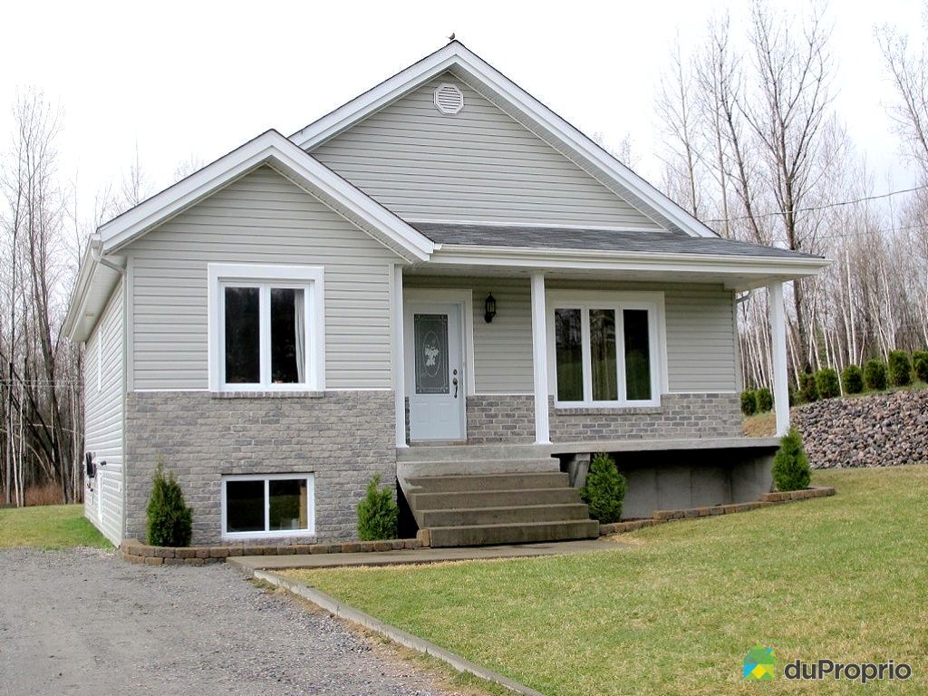 Bungalow Surélevé vendu MontLaurier, immobilier Québec DuProprio 327886 Bungalow Surélevé vendu MontLaurier, immobilier Québec DuProprio 327886