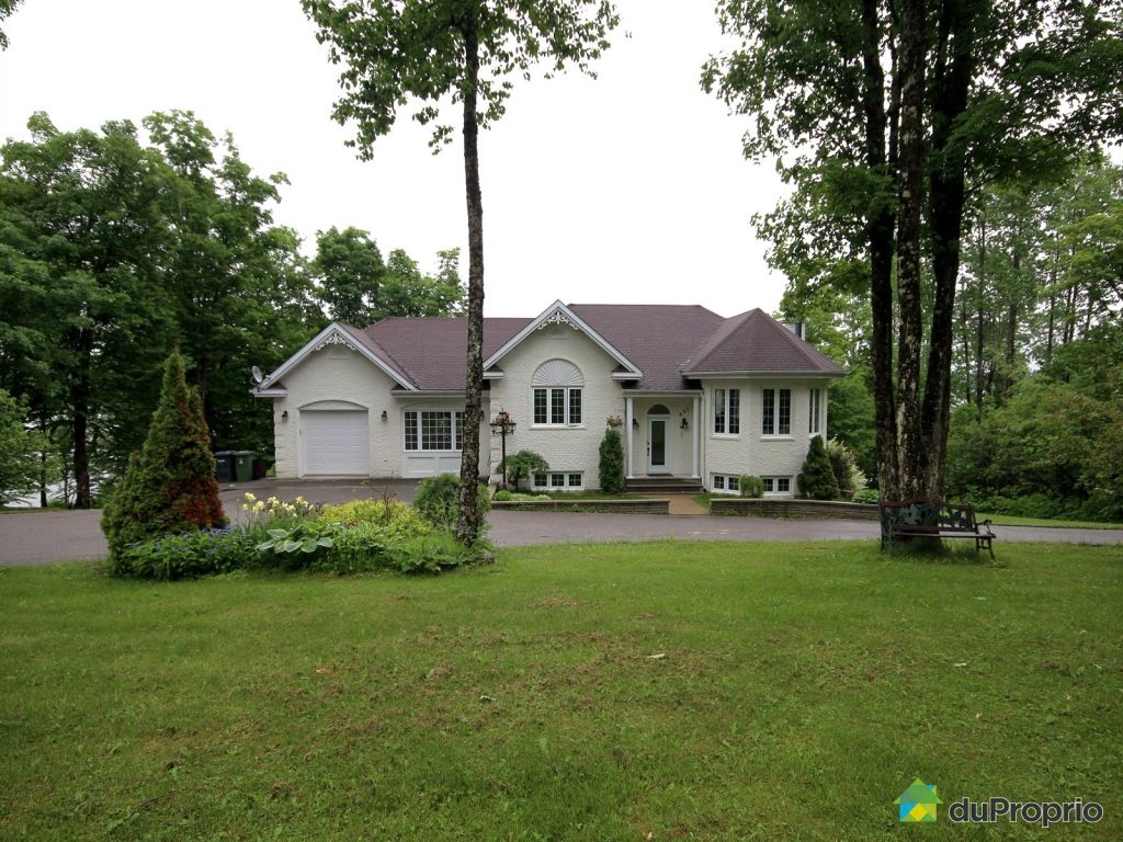 Bungalow Surélevé à vendre MontLaurier, 451, chemin des Perdrix