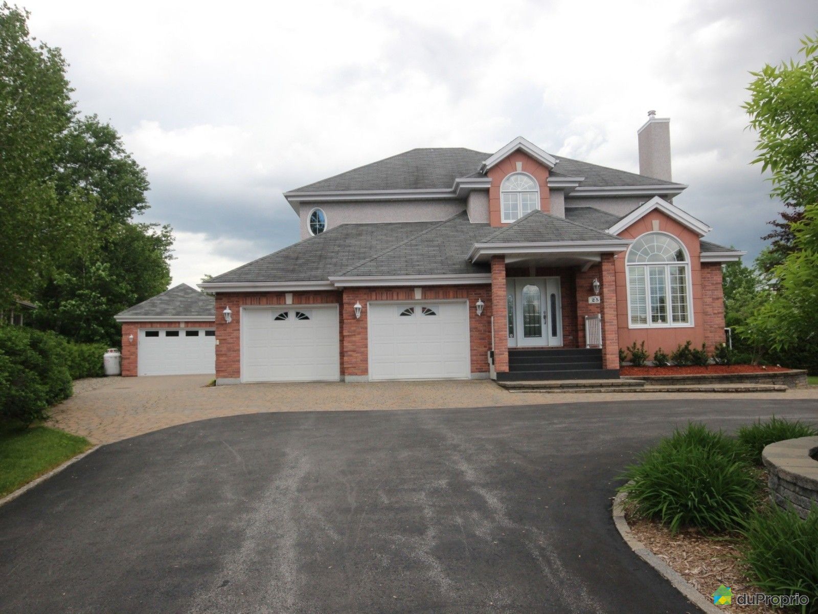 Maison à vendre StCharlesBorromée, 25 rue