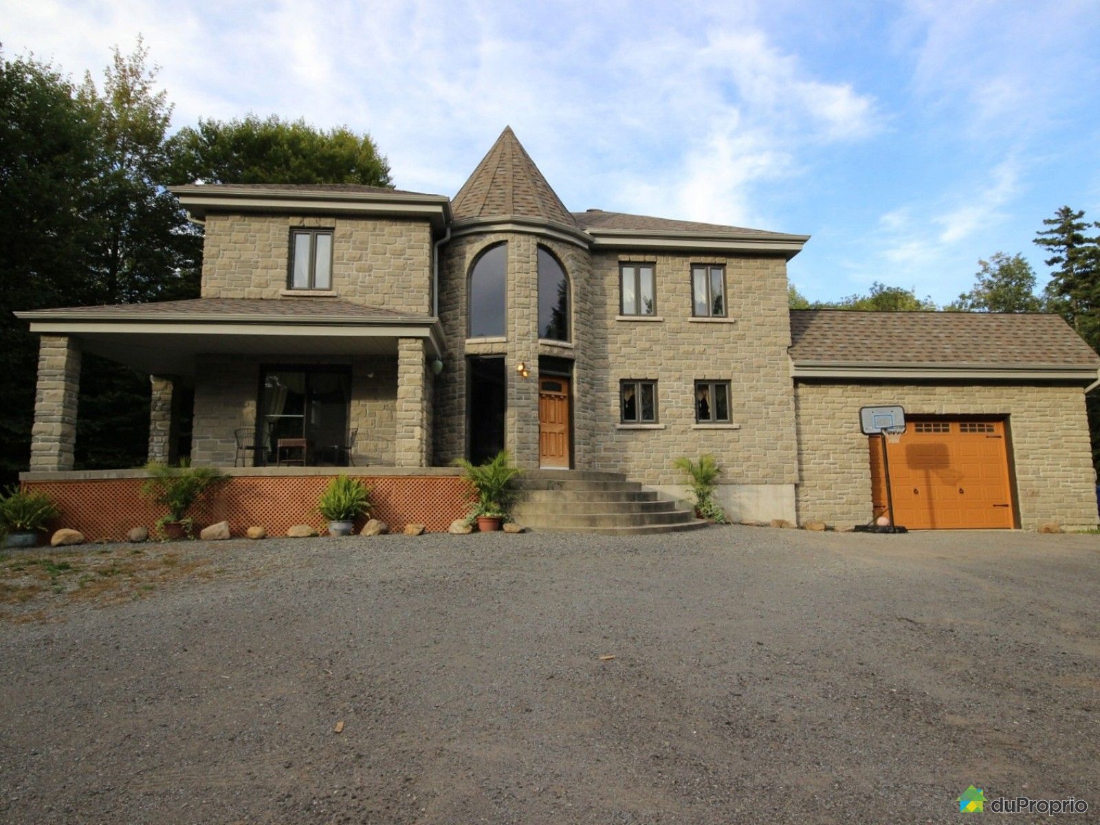 Maison à vendre StColomban, 720 côte SaintNicholas, immobilier Québec DuProprio 575851