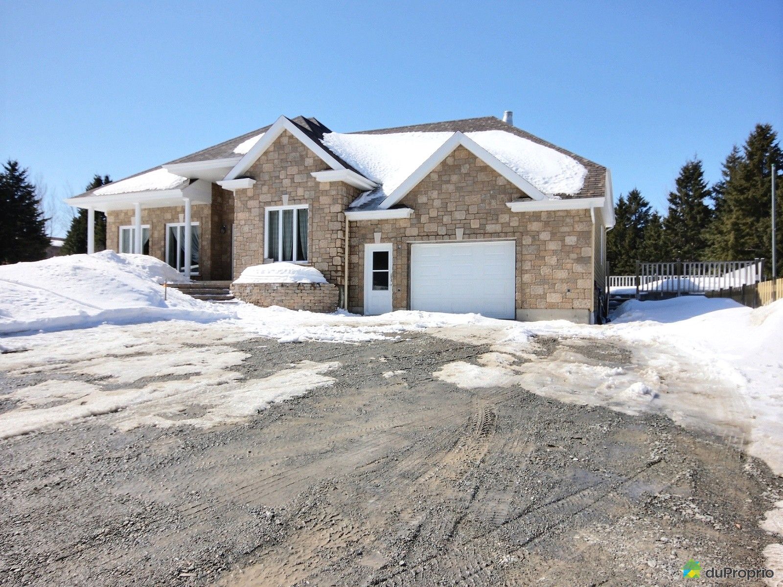 Maison à vendre 146 route 283,