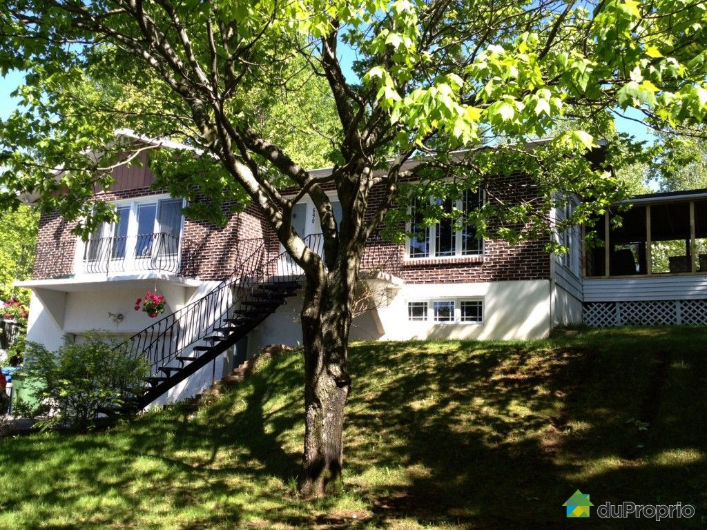Bungalow Surélevé vendu StHippolyte, immobilier Québec DuProprio 423002