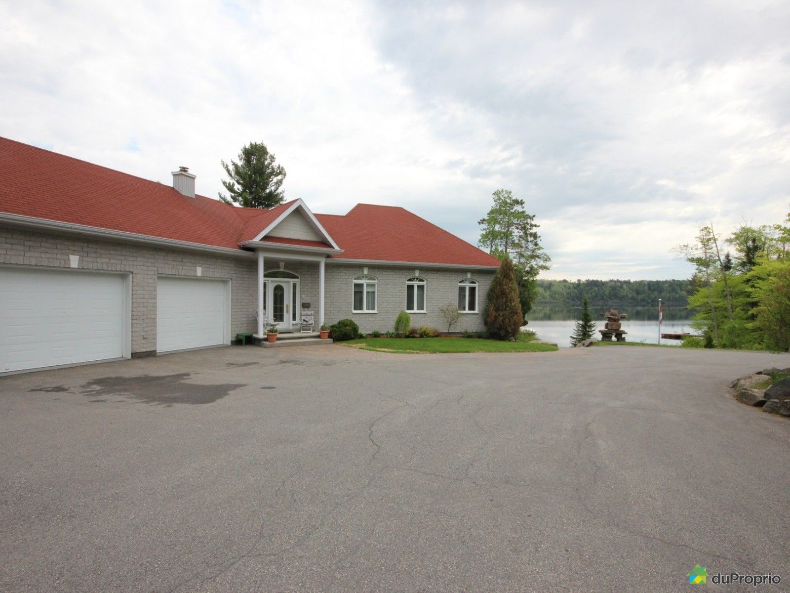Maison à vendre StJeanDesPiles, 160 rue de la Rive, immobilier