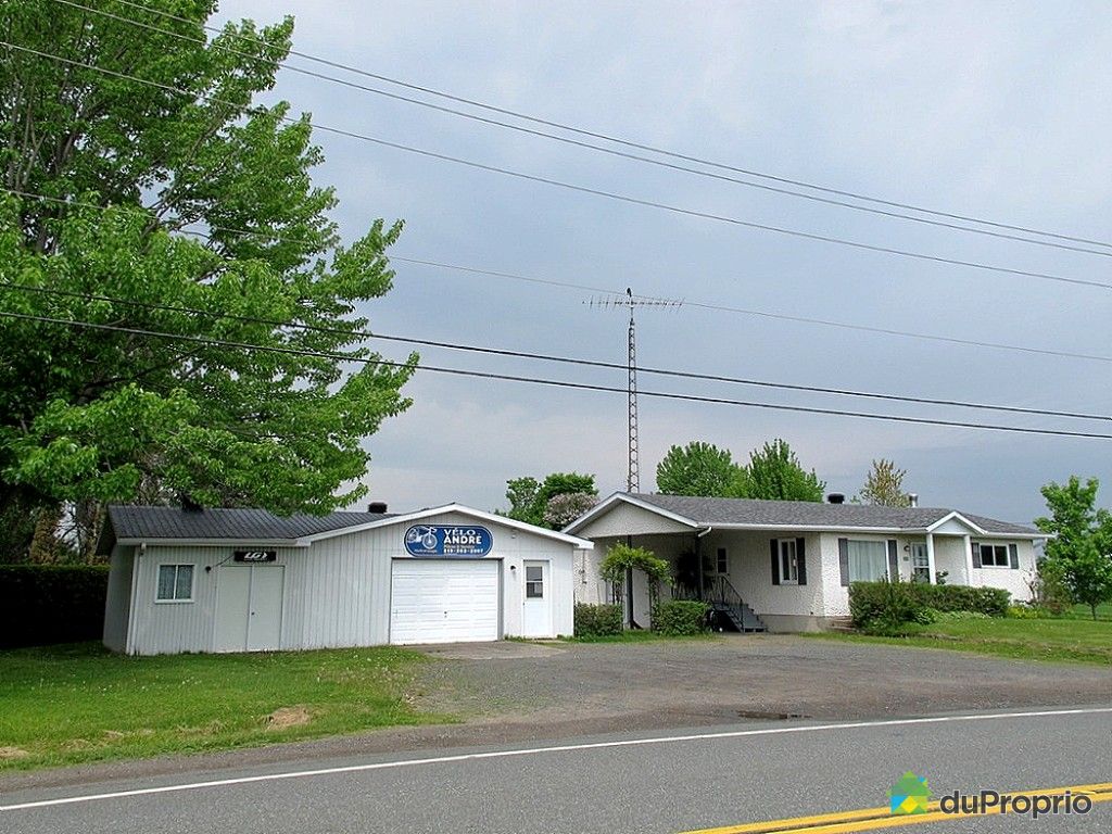 Maison à vendre StPierreLesBecquets, 640 route Marie Victorin