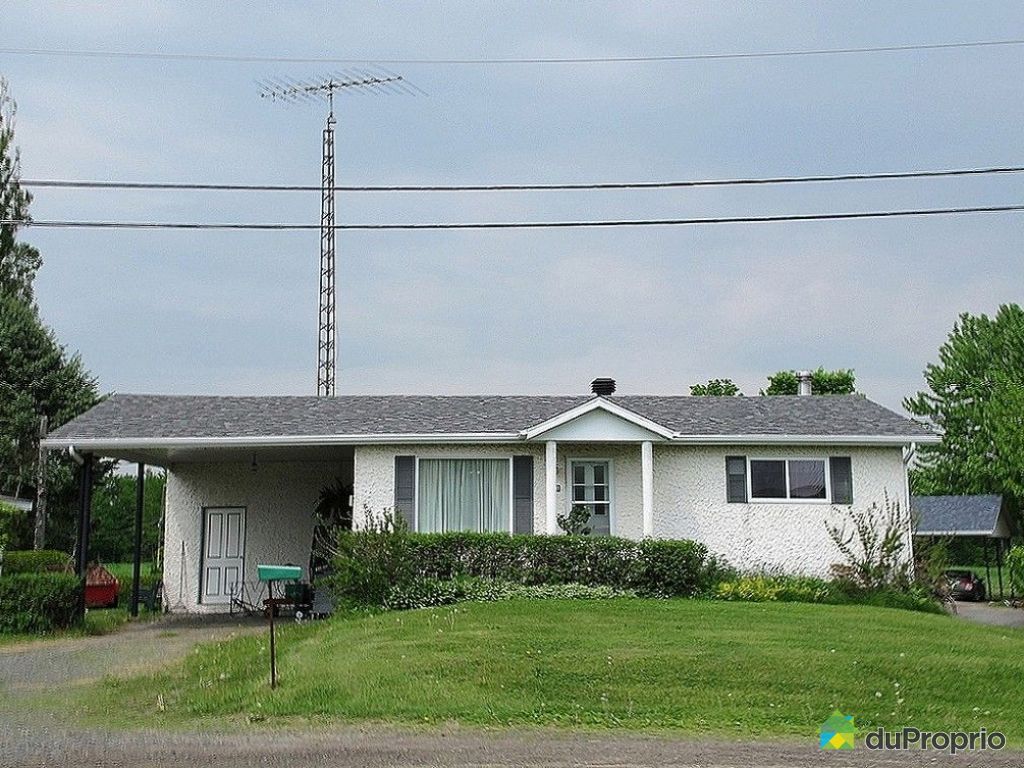 Maison à vendre StPierreLesBecquets, 640 route Marie Victorin