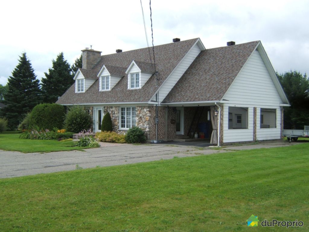Maison à vendre SteJustine, 156 route 204, immobilier Québec