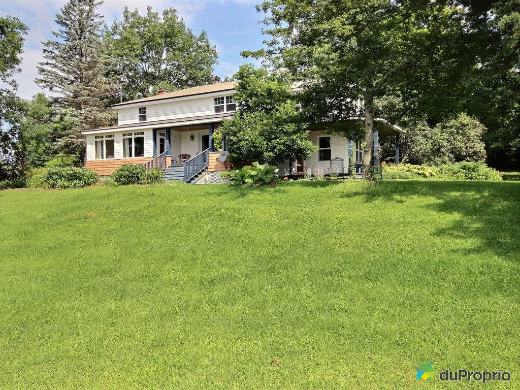 Maison à vendre Sutton, 24, rue Woodard, immobilier Québec DuProprio