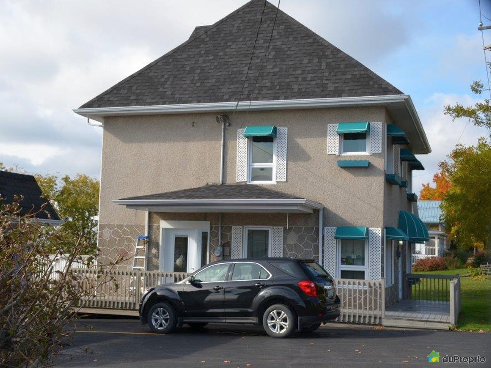Maison à vendre CarletonsurMer, 711 boulevard Perron, immobilier Québec DuProprio 628806