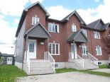 Maison en rang�e / de ville � Rock Forest, Estrie