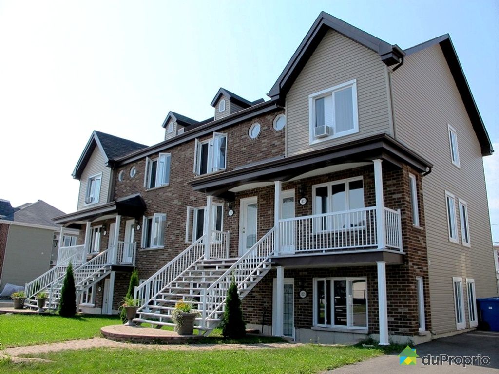Triplex vendu L'Assomption, immobilier Québec DuProprio 352995