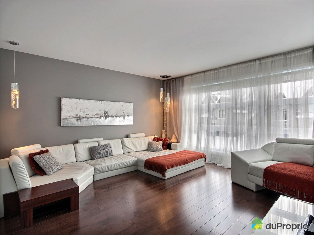 House sold in StHubert DuProprio 575857