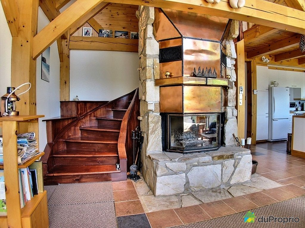 Chalet vendu Huberdeau, immobilier Québec DuProprio 377589