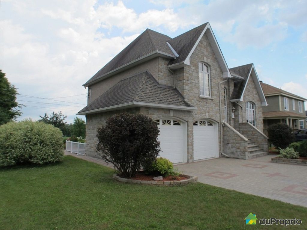 House sold in Maniwaki DuProprio 345787