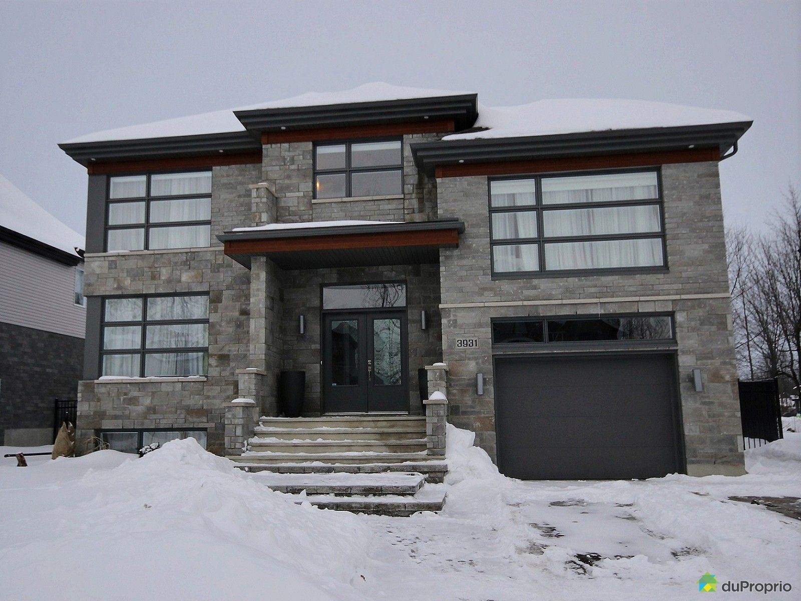 House sold in StHubert DuProprio 575857