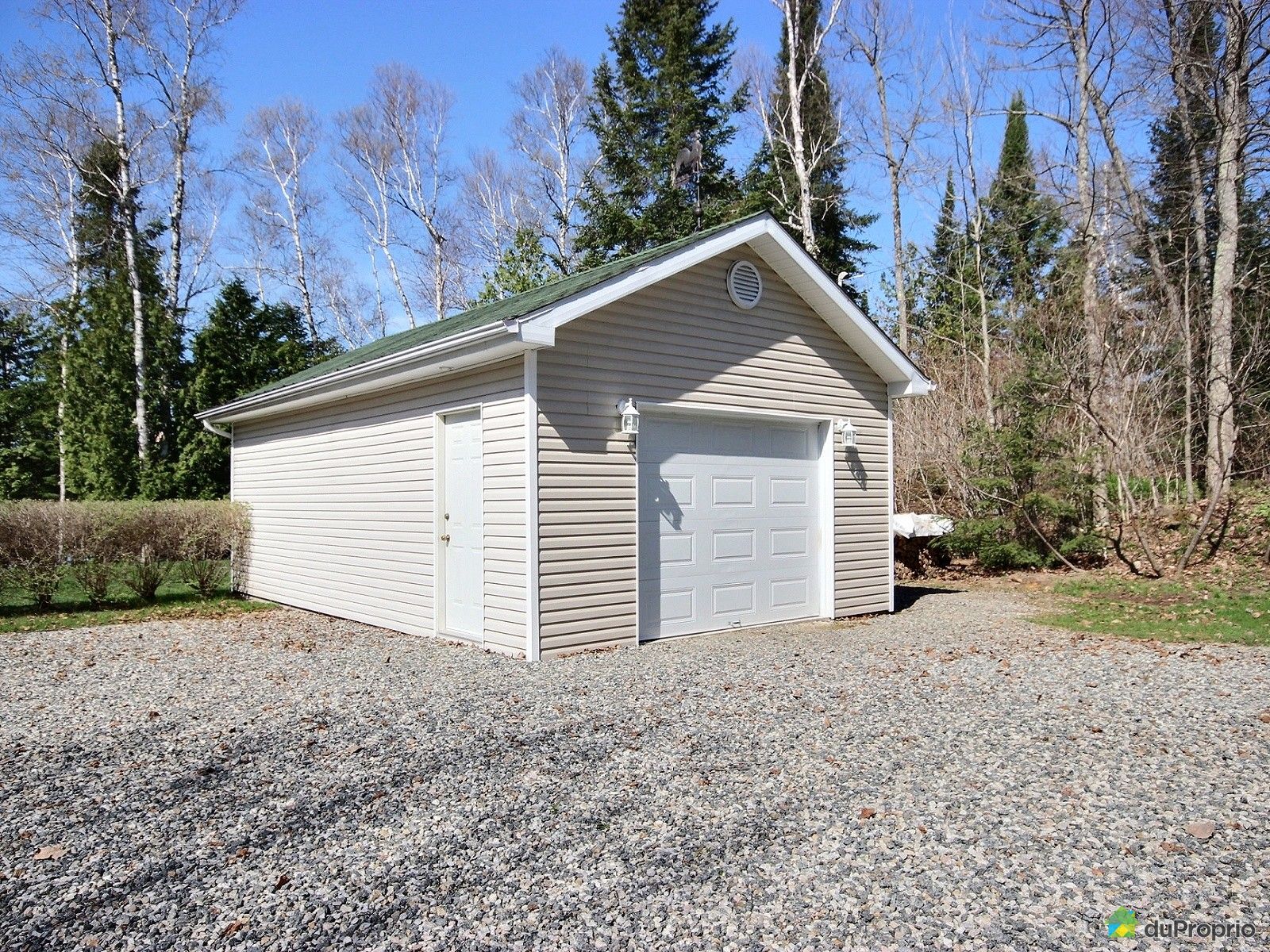 Maison à vendre MontLaurier, 423 rue du Bout de l'Île, immobilier Québec DuProprio 514814