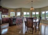 Eat-in Kitchen
