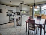 Eat-in Kitchen