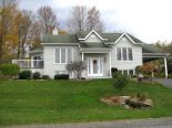 Raised Bungalow in Waterloo, Estrie