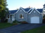 Bungalow in Lavaltrie, Lanaudiere