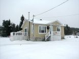 Bungalow in St-Alexis-Des-Monts, Mauricie