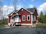 Bungalow in St-Elie-d'Orford, Estrie