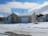 Bungalow in St-Lazare-De-Bellechasse, Chaudiere-Appalaches