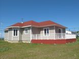 Bungalow in Les Mechins, Bas-Saint-Laurent Bungalow in Les Mechins, Bas-Saint-Laurent