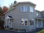 Townhouse in St-Etienne-De-Lauzon, Quebec South Shore