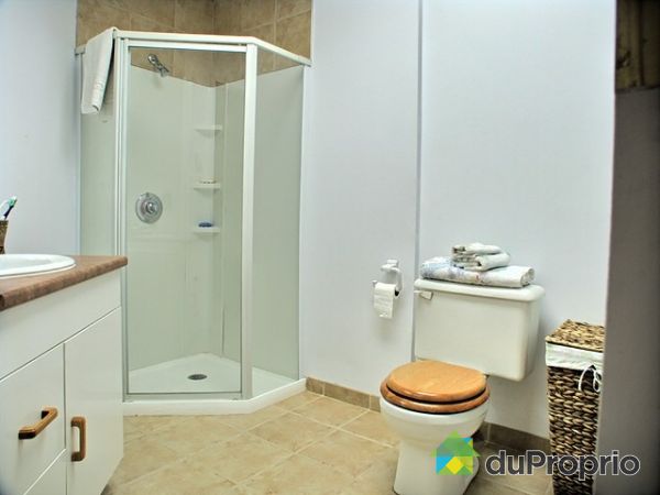 Salle de bain sous-sol