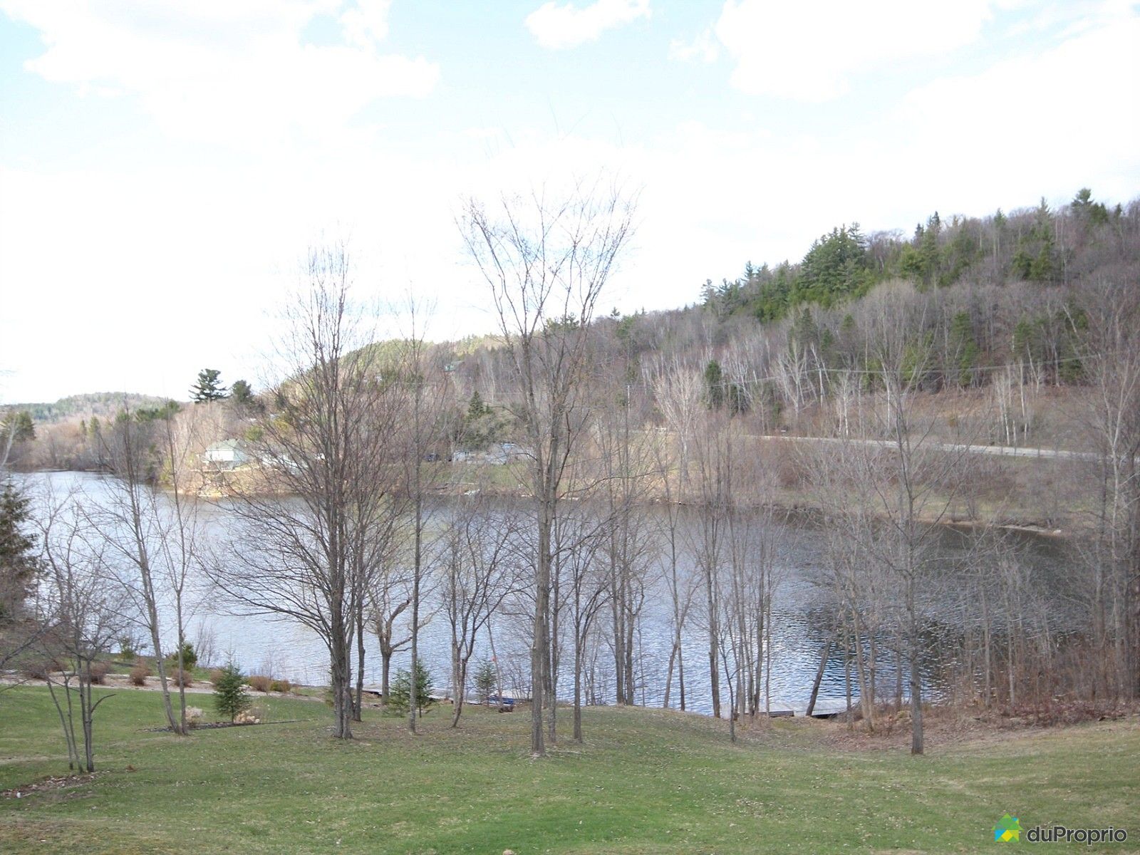 House for sale in ValDesMonts, 8 chemin de l'Oréedesbois