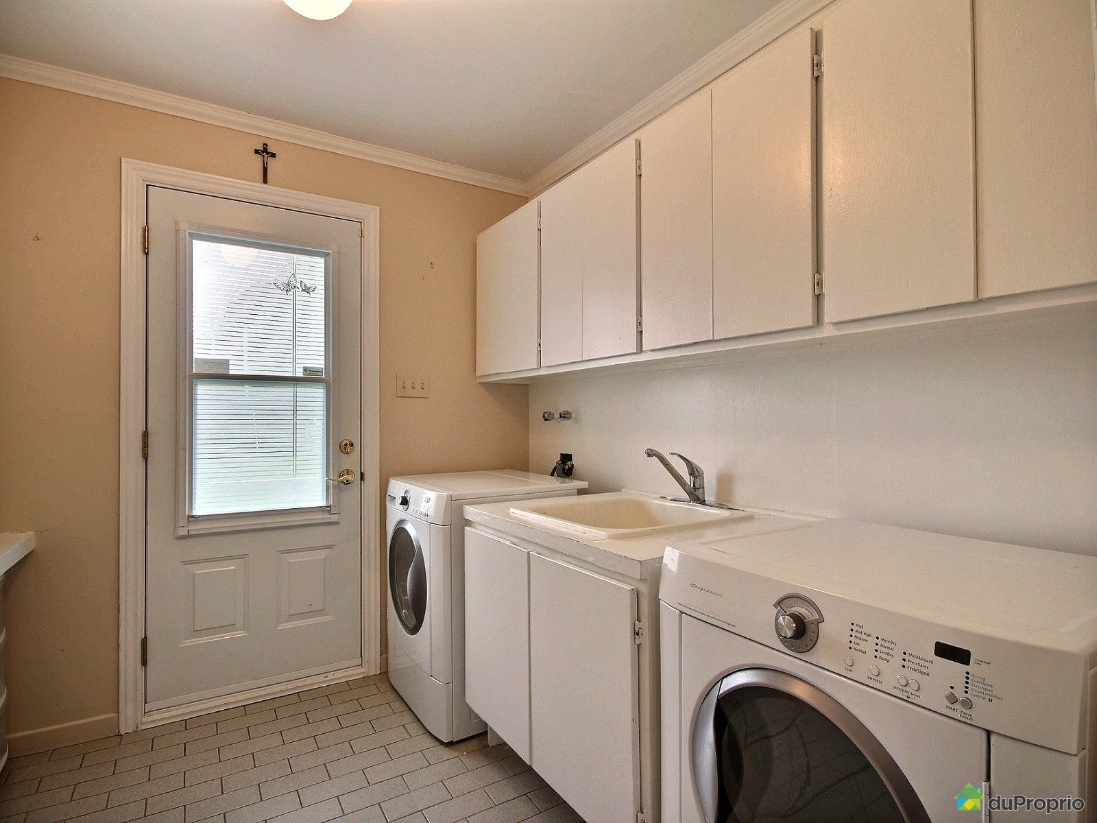 House for sale in La Conception, 1906, route des Tulipes DuProprio