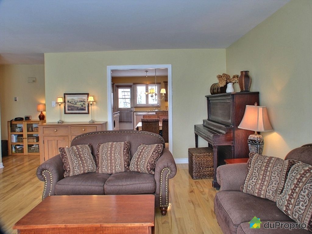 Triplex sold in Brossard DuProprio 233529