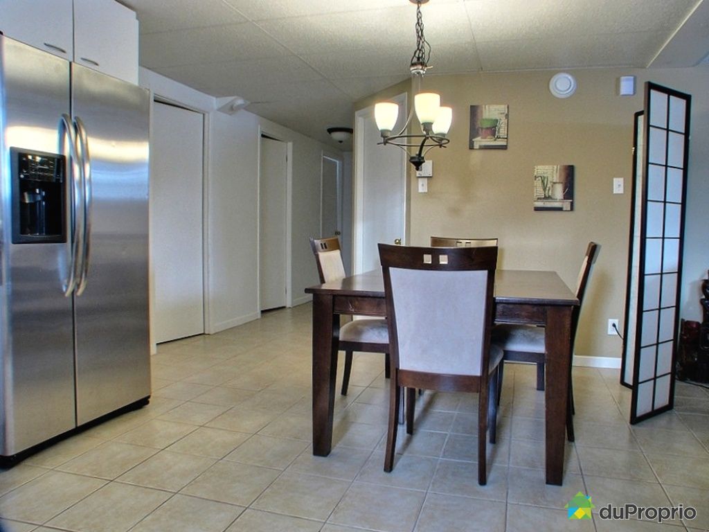 Bungalow Surélevé vendu SteHénédine, immobilier Québec DuProprio 309913 Bungalow Surélevé vendu SteHénédine, immobilier Québec DuProprio 309913