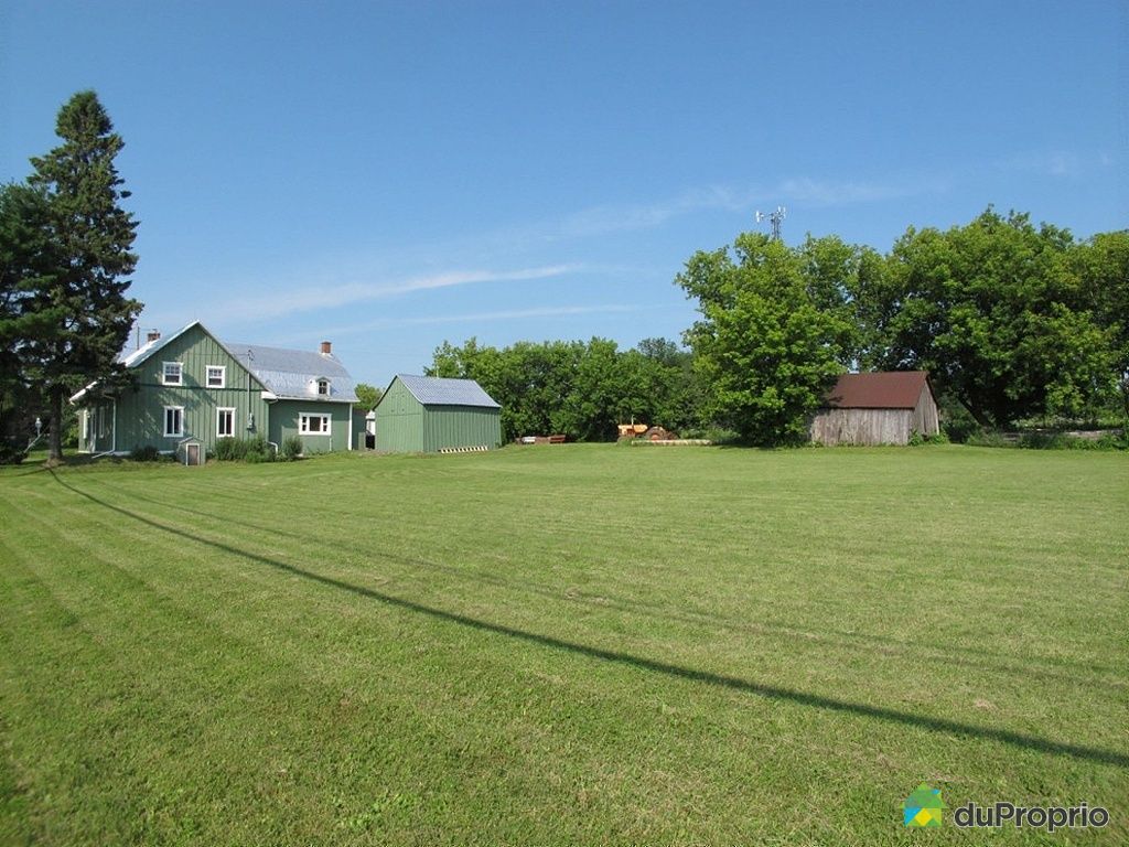 Fermette sold in Chateauguay DuProprio 422916
