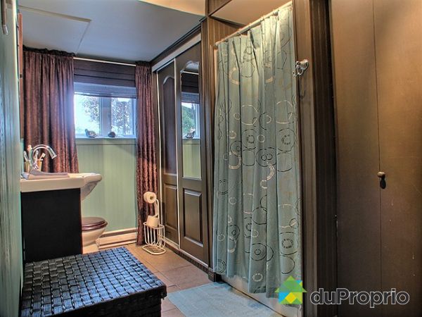 Salle de bain sous-sol