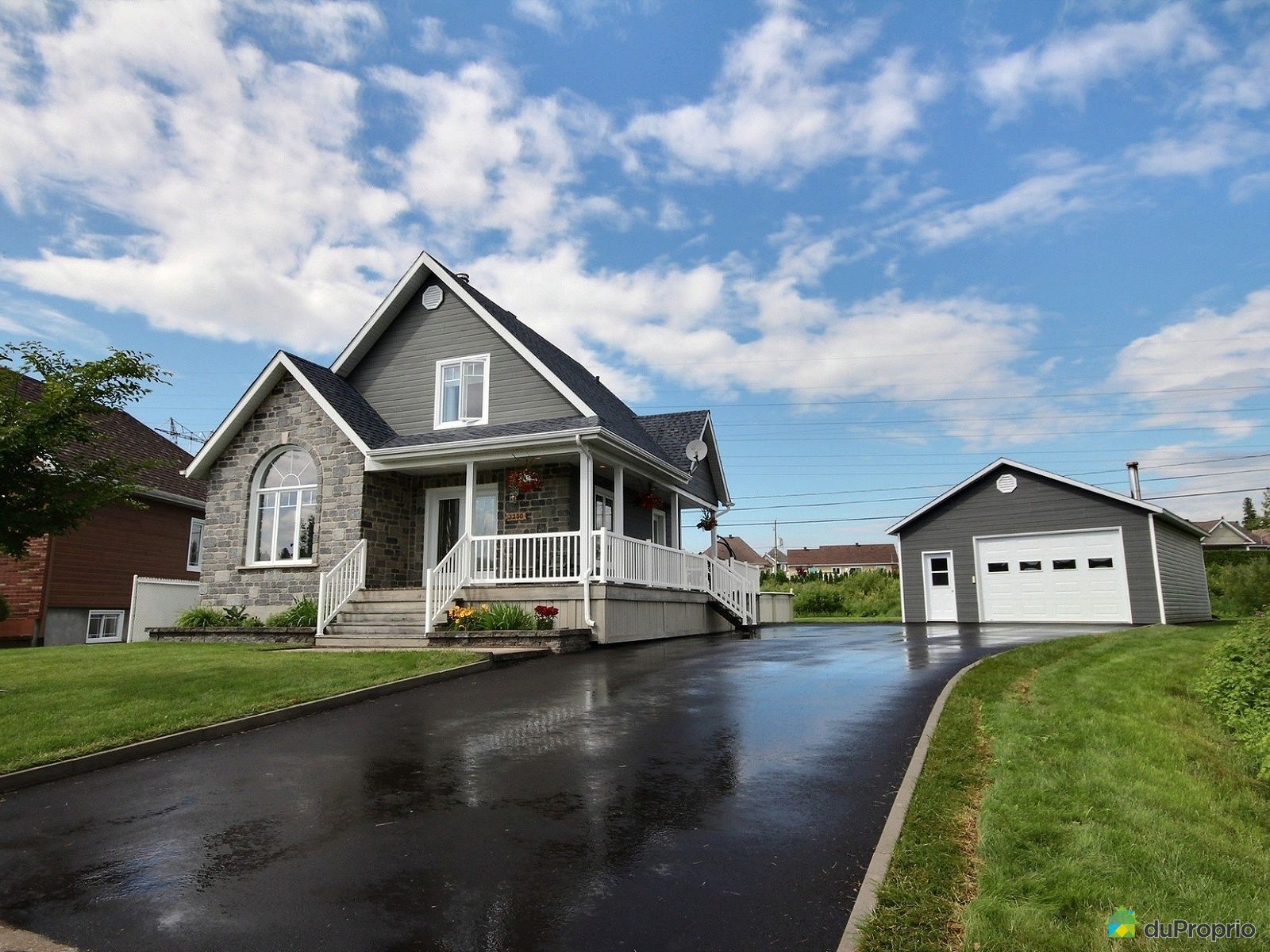 Maison à vendre Arvida, 3250 rue du Dahlia, immobilier Québec DuProprio 709983 Maison à vendre Arvida, 3250 rue du Dahlia, immobilier Québec DuProprio 709983