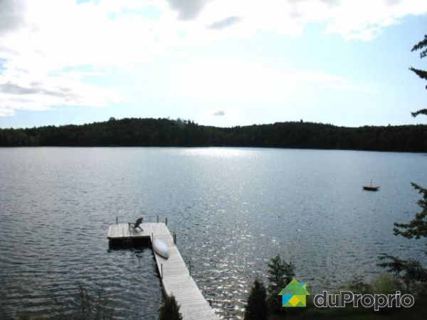 Lac - lac Louisa, lac naviguable (bayeau &agrave; moteur). P&ecirc;che. Quai neuf de l'&eacute;t&eacute; 2008.