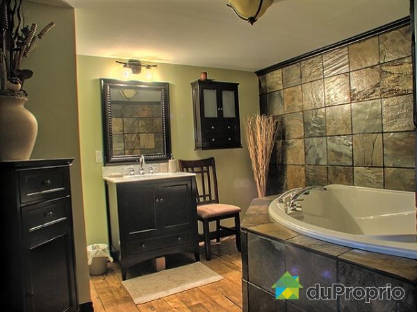 Salle de bain sous-sol