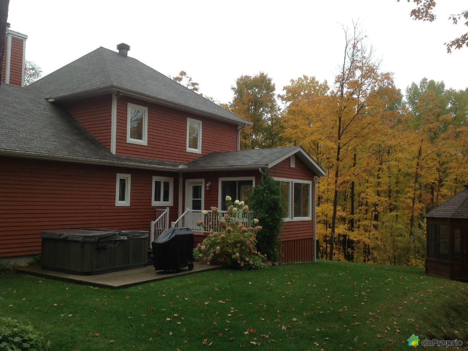 Maison à vendre MontLaurier, 310 côte de la Perdriole, immobilier