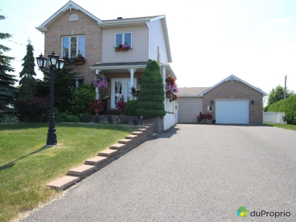Maison à vendre Richelieu, 26 rue Loiselle, immobilier Québec DuProprio 707174