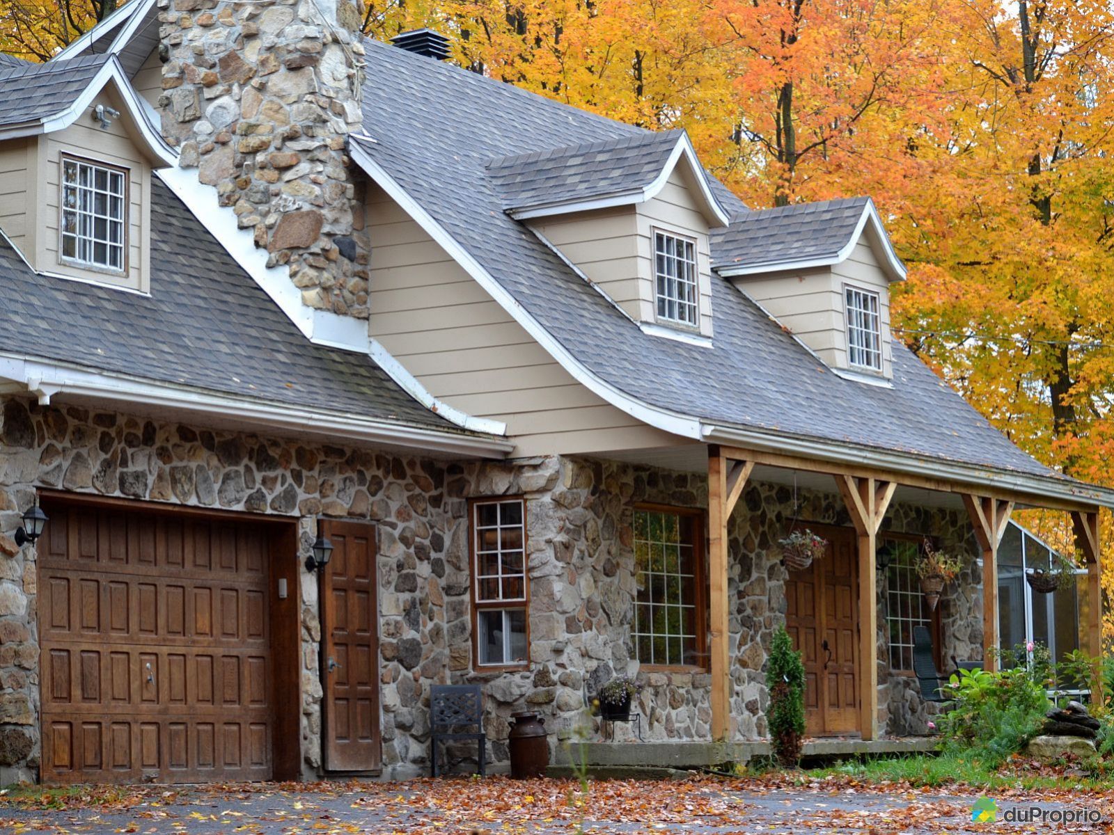 Maison à vendre StUrbainPremier, 126 montée GrandeLigne, immobilier