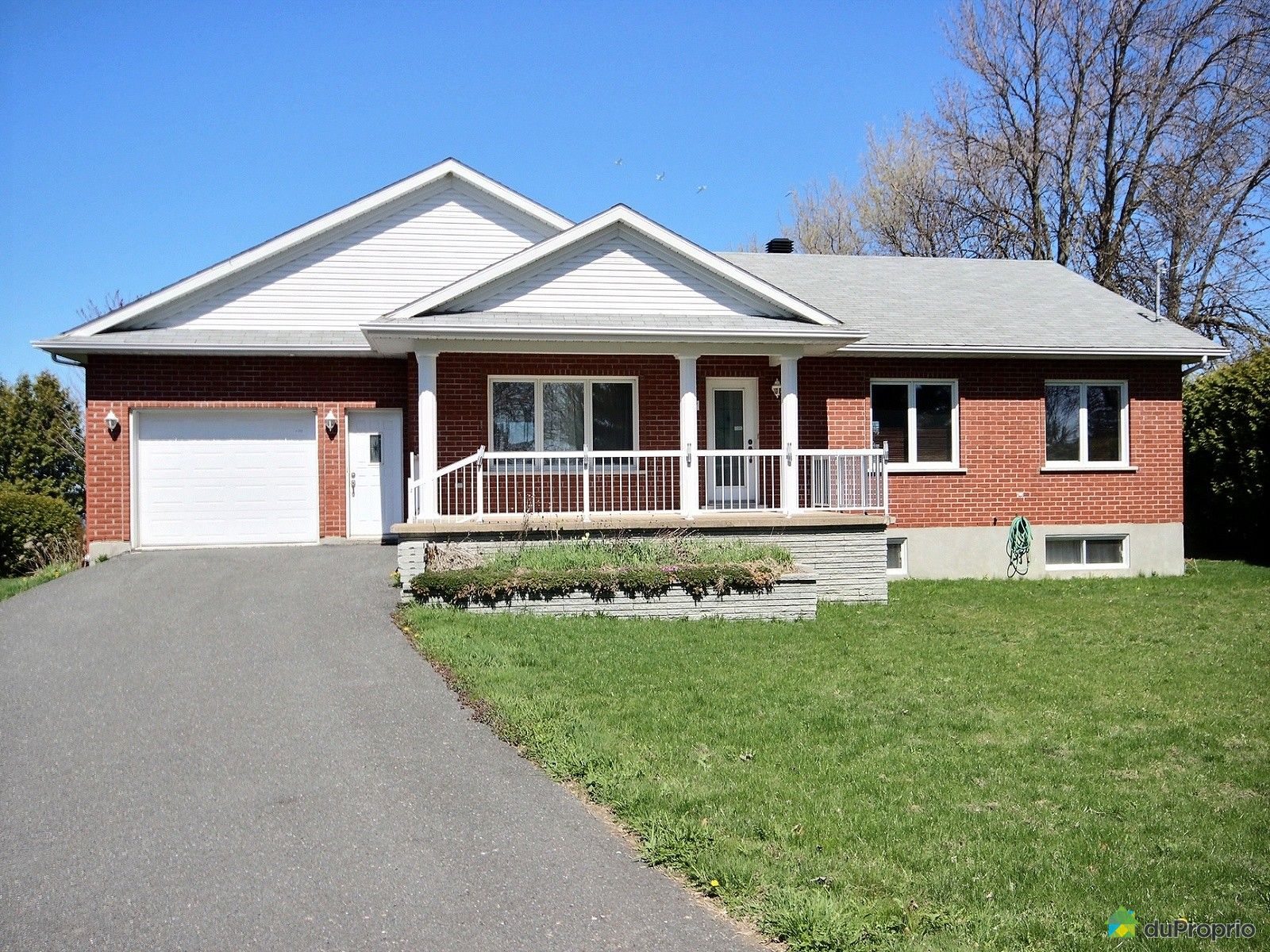 Maison à vendre Vercheres, 167 route MarieVictorin, immobilier Québec DuProprio 701232