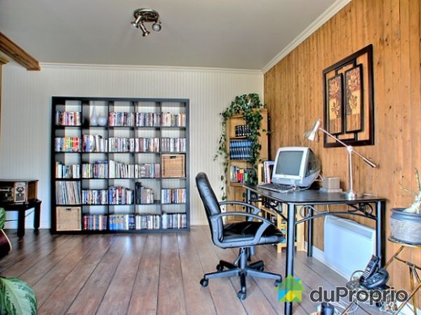 Bureau - Pi&egrave;ce ouverte sur le salon