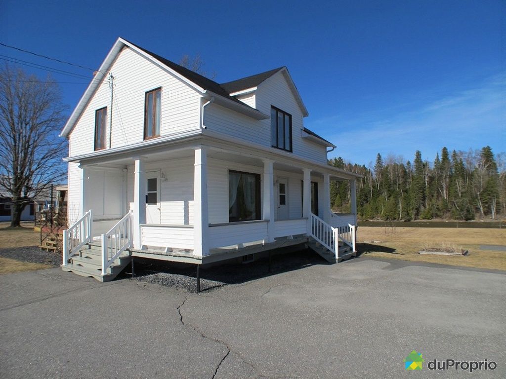 Domaine et villa à vendre StCômeLinière, 1389 rang Jersey Sud, immobilier Québec DuProprio Domaine et villa à vendre StCômeLinière, 1389 rang Jersey Sud, immobilier Québec DuProprio