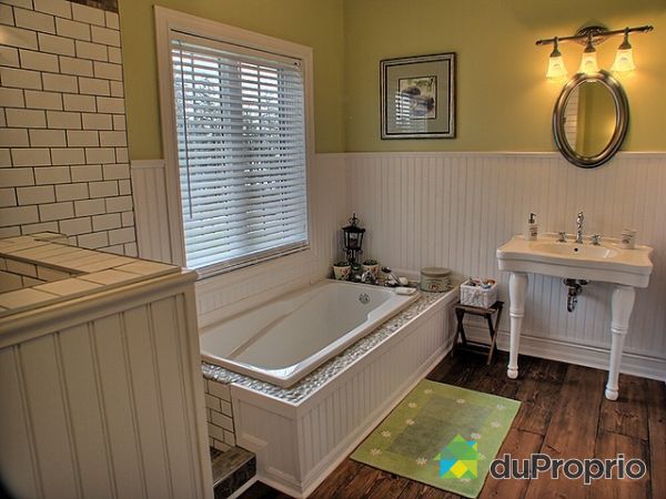 S. bain des ma&icirc;tres - Salle de bain des ma&icirc;tres avec grande douche.